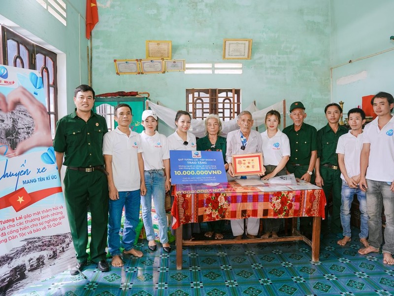 Giao diện tải lên giấy tờ tại AX88