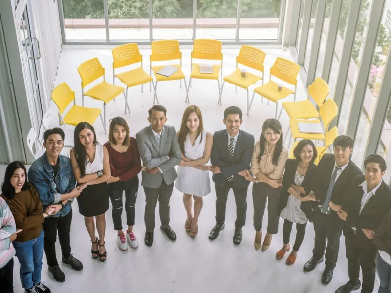 Hình ảnh kêu gọi hành động tham gia VIP AX88, thể hiện sự hứng khởi và phần thưởng đang chờ đợi.